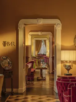 19 T Bar Entrance